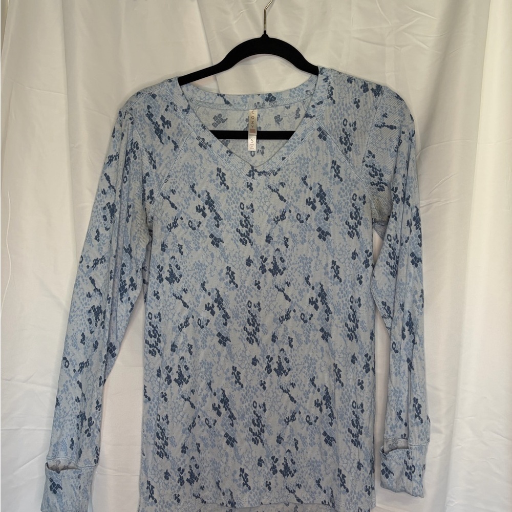LulaRoe Hazel Blue Patterned long sleeve, V-neck Women's Top​